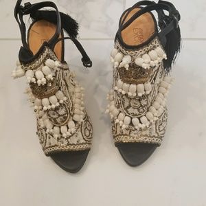 Sandals *NEVER WORN*